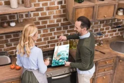 SKÄRBRÄDA I GLASPLATTA 52x30 VÅG