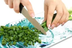 SKÄRBRÄDA I GLASPLATTA 52x30 VÅG