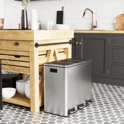 Källsorteringskärl-Sorteringskärl - Pedalhink 3 fack 54 Litre (3 x 18 L)