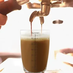 Drinkshakers & Drinkverktyg-Transparent anti-läckage PC Resin Cocktail Shaker Mixer med Scale Bar Tool (700 ml)