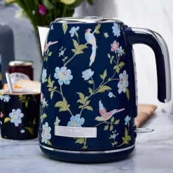 Vattenkokare-Trådl kettles - Laura Ashley - Marine Elveden - kapacitet 1,5L, kalkfilter, 2200W, automatisk avstängning