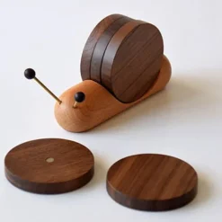 Glasunderlägg-Träunderlägg för mugg, värmeisolerande, söt snigelform, 5 st. runda träunderlägg med magnet