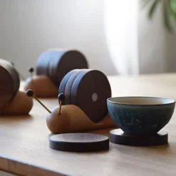 Glasunderlägg-Träunderlägg för mugg, värmeisolerande, söt snigelform, 5 st. runda träunderlägg med magnet