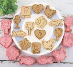 Kakformar-Utstickare med stämpel FÖRSTA HELIGA NATVARDEN 8 st