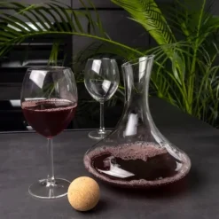 Karaffer-Vinkaraff / dekander Glaskaraff med 1,8 liter för rödvin Blyfri karaff i kristallglas Munblåst vinluftare med rengöringspärlor