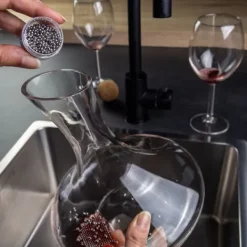 Karaffer-Vinkaraff / dekander Glaskaraff med 1,8 liter för rödvin Blyfri karaff i kristallglas Munblåst vinluftare med rengöringspärlor