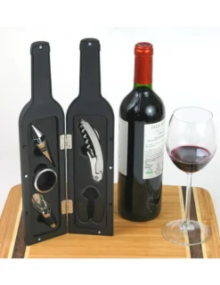 VINSET I ETT FODRAL I FORM AV EN FLASKA KINGHOFF KH-1166