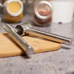 Vitlökspress 15,5 cm silver