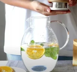 Wilmax glaskanna med bambulock 2400 ml | kanna för varma eller kalla drycker | vattenkanna i borosilikatglas | lämplig för gas- eller elektriska spisa | CDON